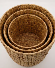 Load image into Gallery viewer, Nest of baskets/planters 30cm