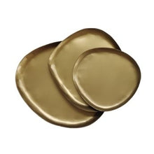 Load image into Gallery viewer, Matt brass organic shaped tray set 20cm