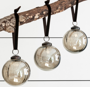 Smoke glass baubles set of 3