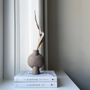 Sculptured taupe vase mini