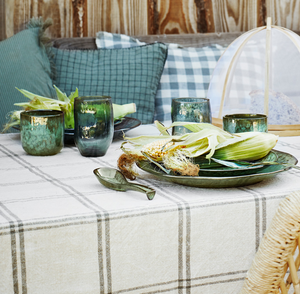 Green&ecru check table cloth 150x150cm